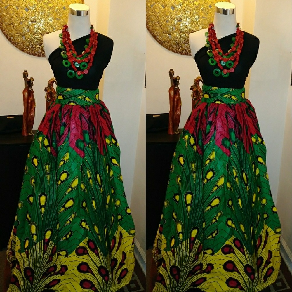 ** SOLD OUT ** Maxi Printed Skirt